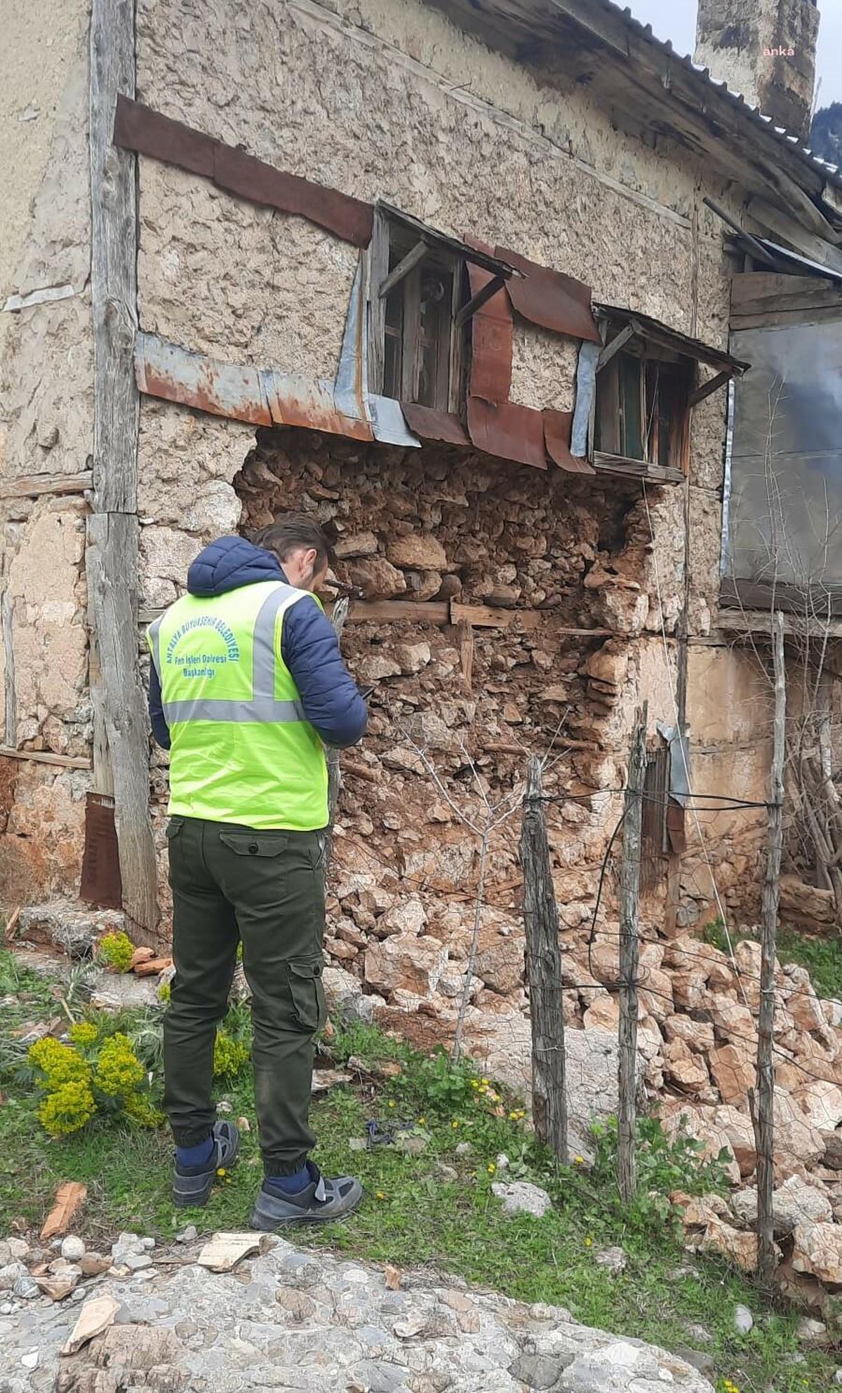Antalya Büyükşehir Ekipleri Adana\'da Hasar Tespit Yaptı