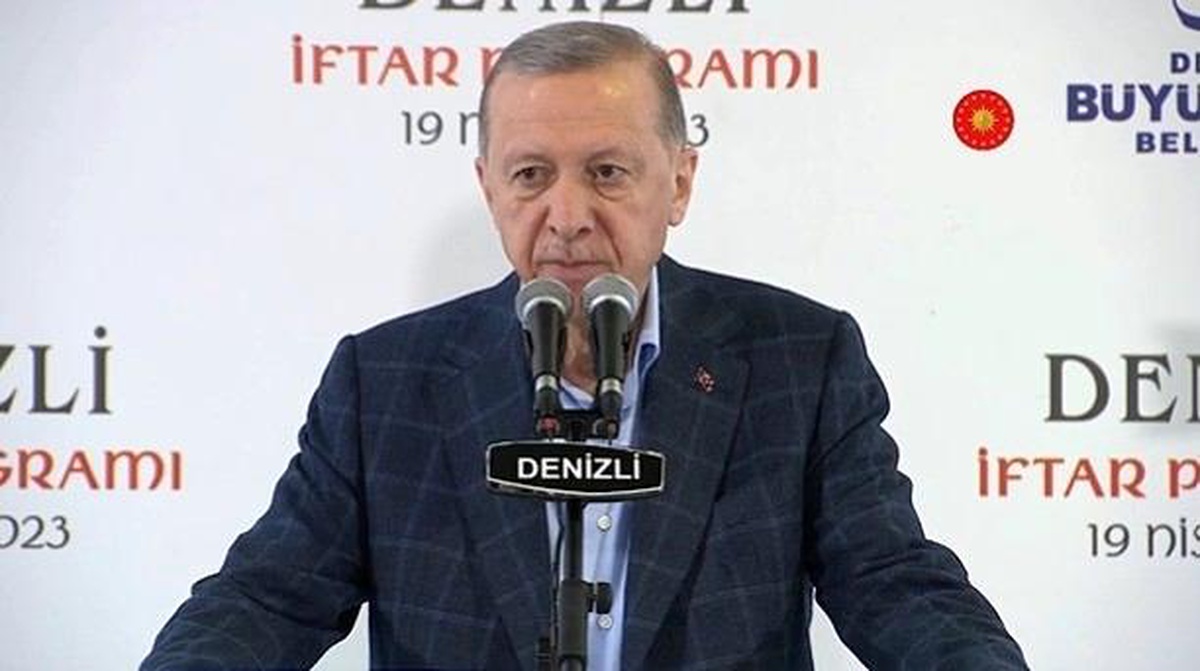 Cumhurbaşkanı Erdoğan, Denizlililerle Birlikte Orucunu Açtı