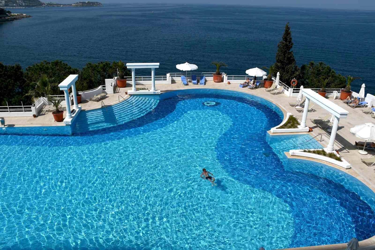 Kuşadası otellerinde bayram rezervasyonlarında doluluk oranı yüzde 70\'e ulaştı