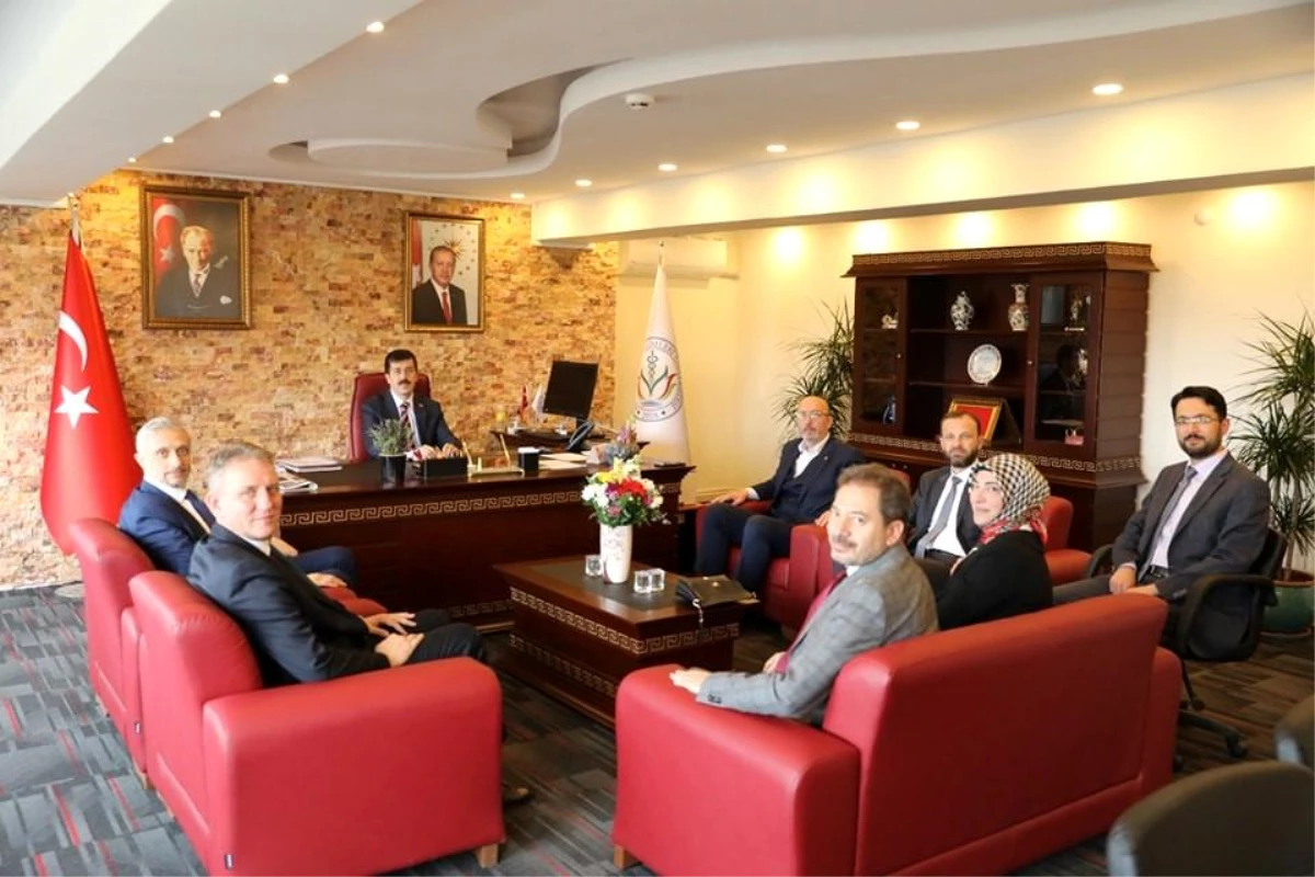 Rektör Ahmet Tekin\'e tebrik ziyaretleri devam ediyor