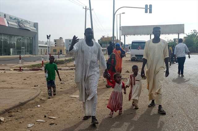 Sudan'da çatışmalar 5. gününde! Ateşkese uyulmuyor, 39 hastane hizmet dışı kaldı Sudan'da çatışmalar 5. gününde! Ateşkese uyulmuyor, 39 hastane hizmet dışı kaldı