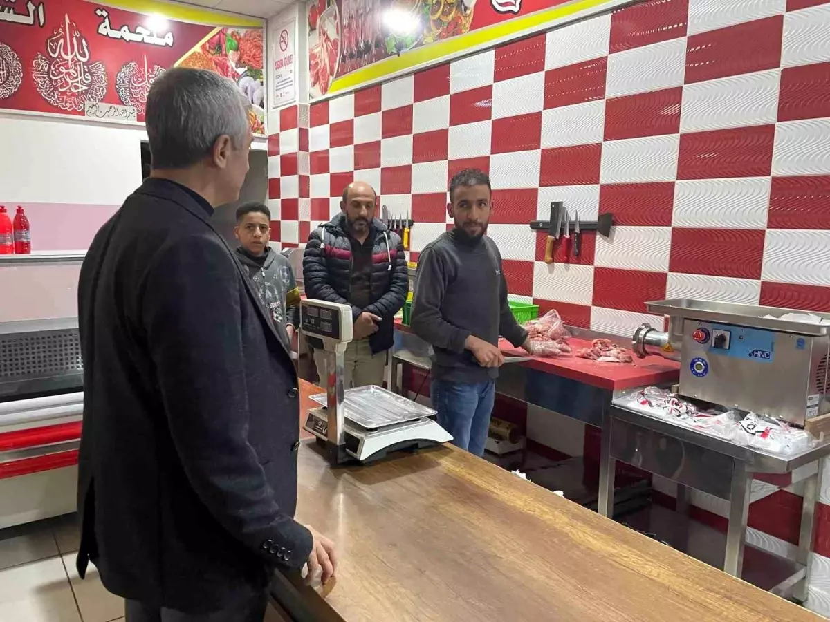 Şahinbey Belediye Başkanı ve Zabıta Müdürlüğü Ramazan Bayramı Öncesi Denetim Yaptı