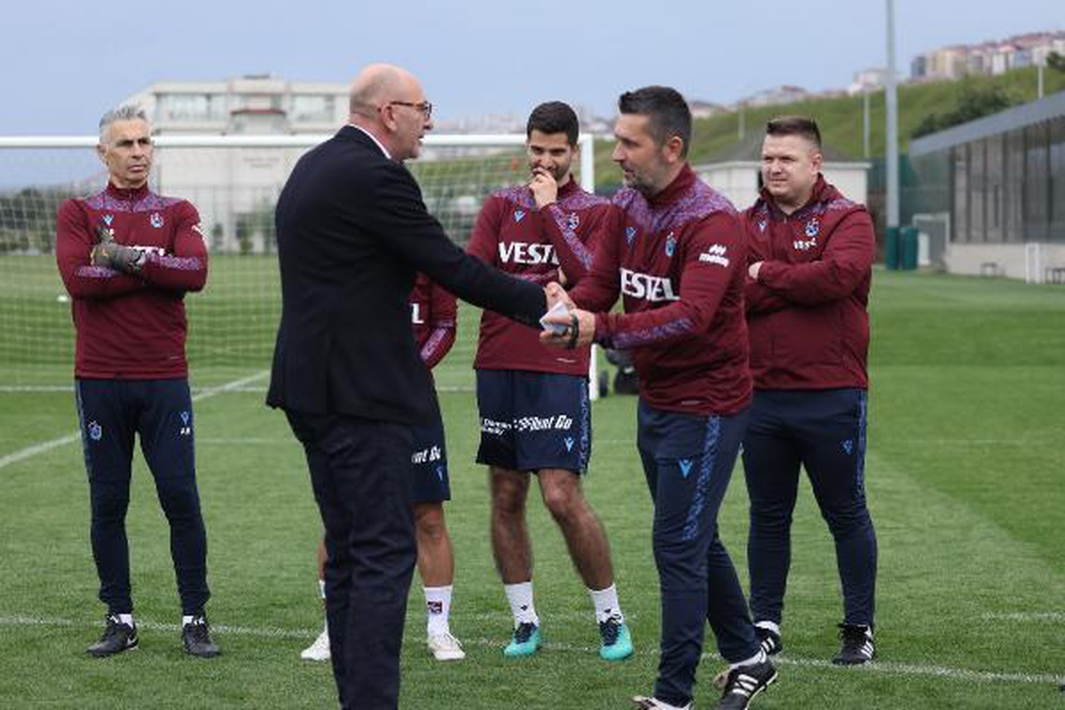 Trabzonspor\'un yeni teknik direktörü Nenad Bjelica ilk idmanına çıktı