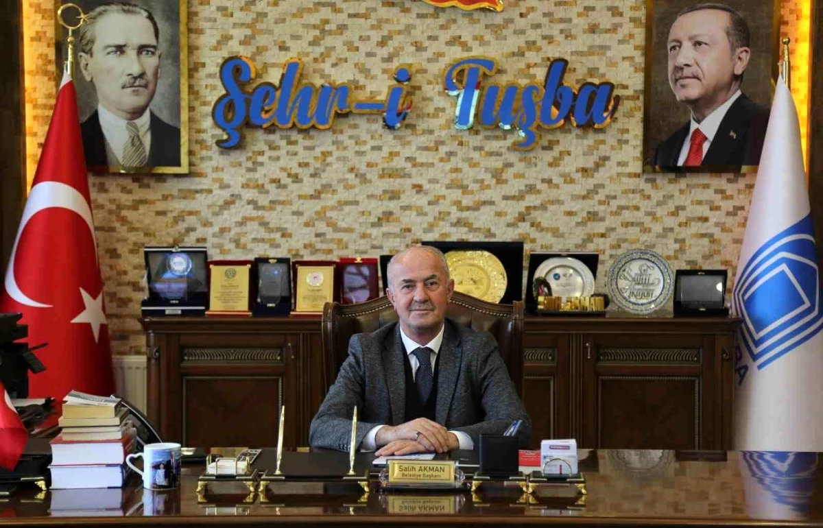 Van Tuşba Belediye Başkanı Salih Akman Ramazan Bayramı için mesaj yayımladı
