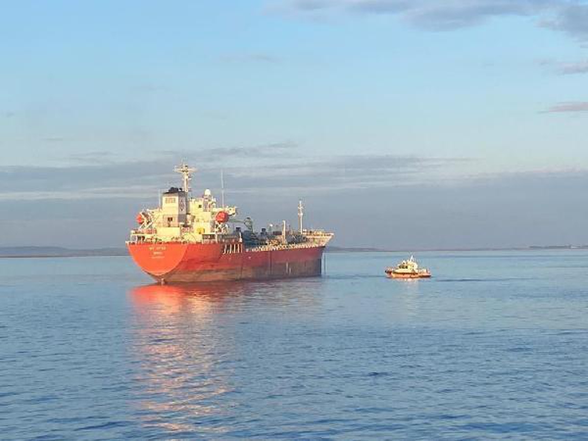 Çanakkale Boğazında Filipinler Bayraklı Tanker Makine Arızası Yaptı