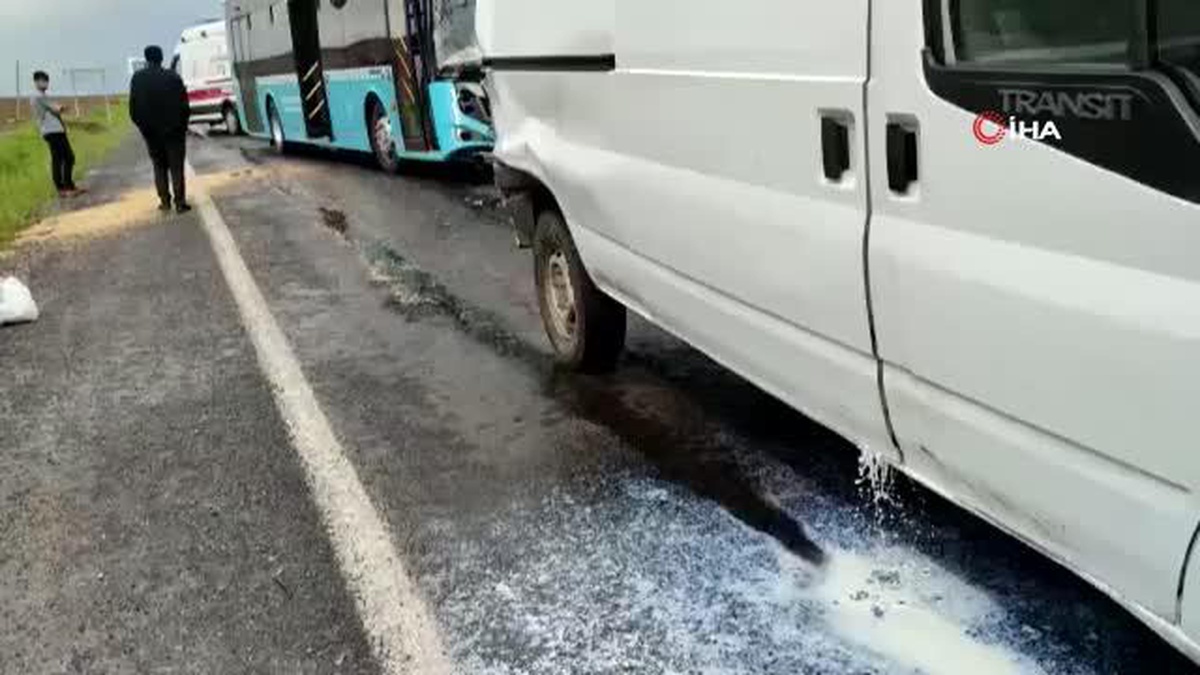 Diyarbakırda iki ayrı trafik kazasında 7 kişi yaralandı