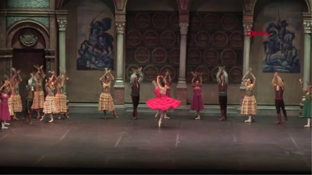 İstanbul Devlet Opera ve Balesi Don Kişot\'u Sanatseverlerle Buluşturdu