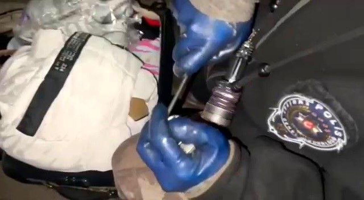 Erzurum\'da İran uyruklu 8 şüpheli uyuşturucu operasyonunda tutuklandı