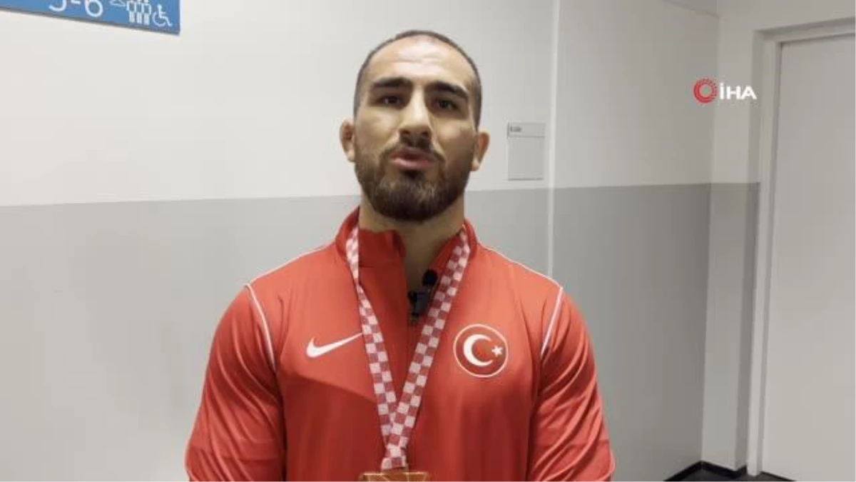 Feyzullah Aktürk, Avrupa Güreş Şampiyonasında ikinci kez şampiyon oldu