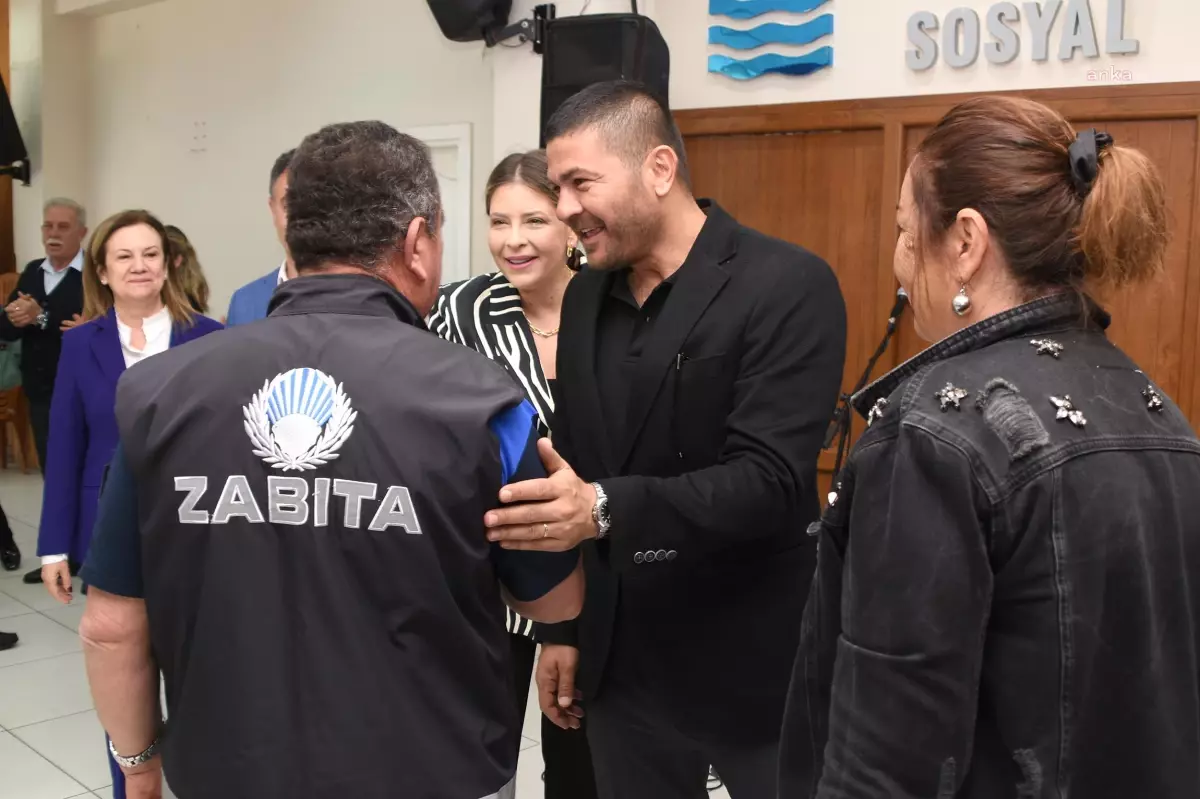 Foça Belediye Başkanı Fatih Gürbüz Mesai Arkadaşlarının Bayramını Kutladı