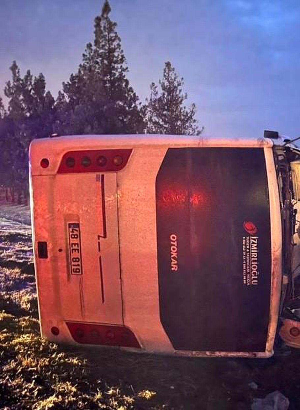 Mersin Tarsus\'ta Midibüs Kazası: 12 Yaralı