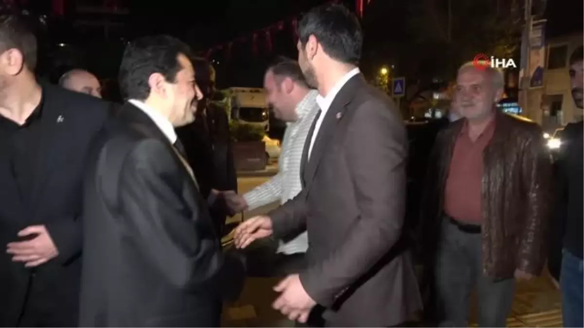 MHP Bursa\'daki depremzedelerle iftar sofrasında buluştu