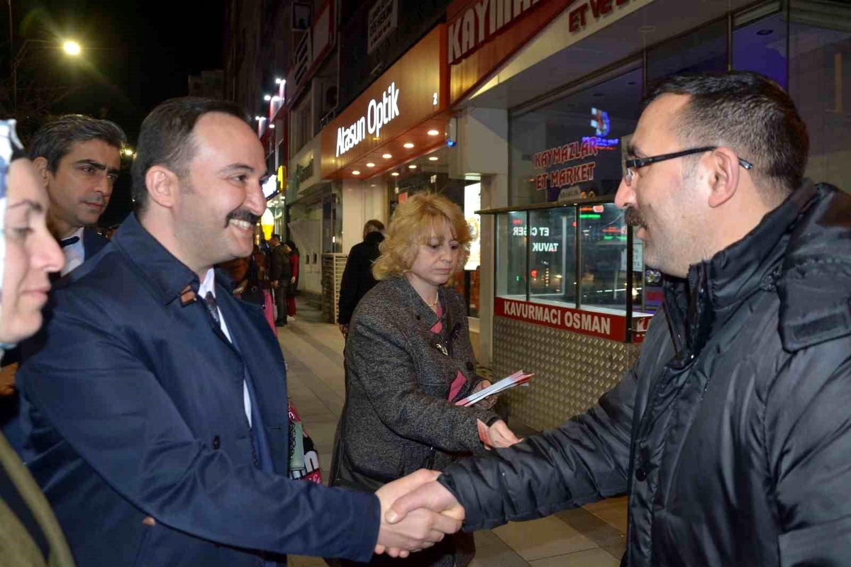MHP Sivas Milletvekili Adayı İlker İpek seçim çalışmalarına devam ediyor