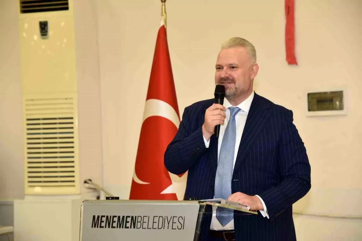 Menemen Belediye Başkan Vekili Aydın Pehlivan personeli ile bayramlaştı ve müjdeler verdi