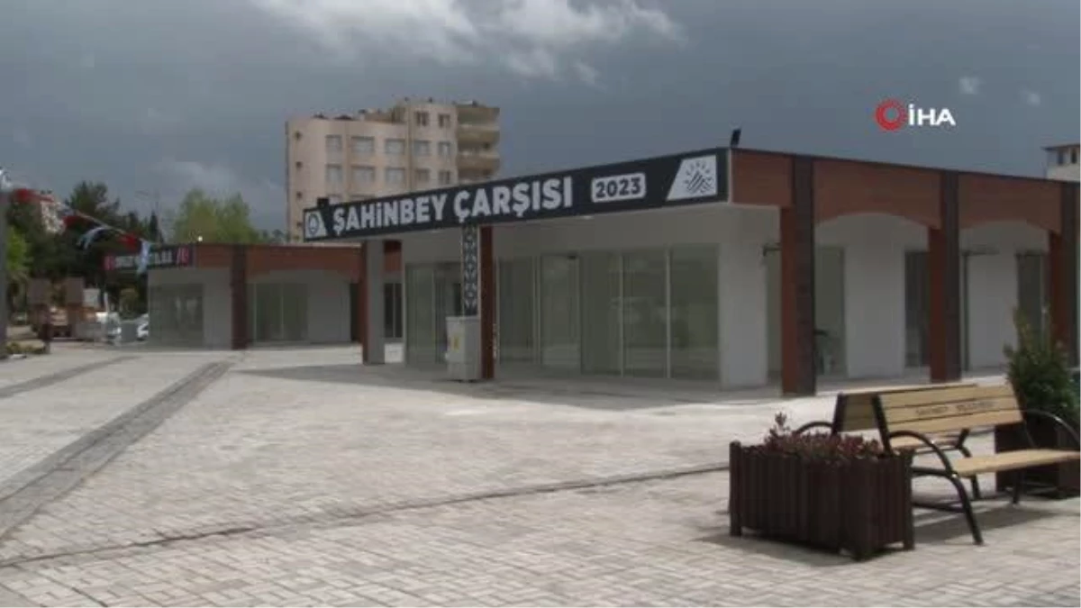 Gaziantep Şahinbey Belediyesi, Adıyaman\'da 55 dükkandan oluşan bir çarşı yaptı