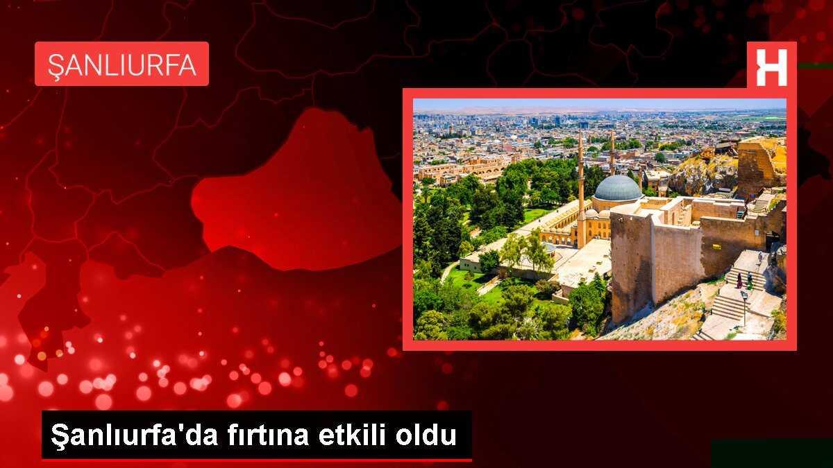 Şanlıurfa'da Fırtına Nedeniyle Otomobil Hasar Gördü