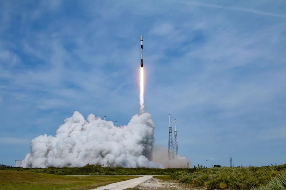 SpaceX, 21 Adet Starlink Uydusunu Daha Fırlattı