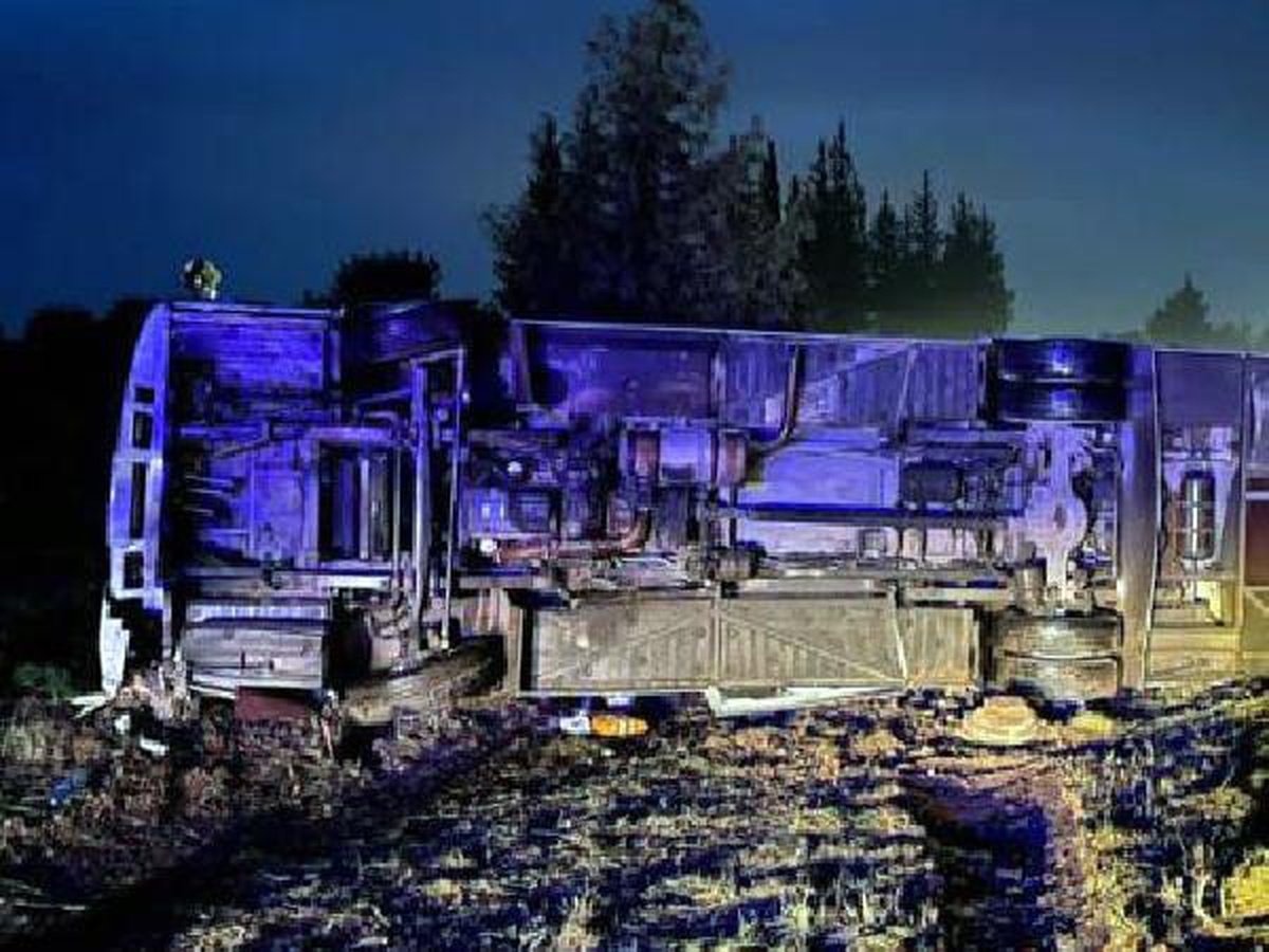 Mersin Tarsus\'ta Midibüs Kaza Yaptı: 12 Yaralı