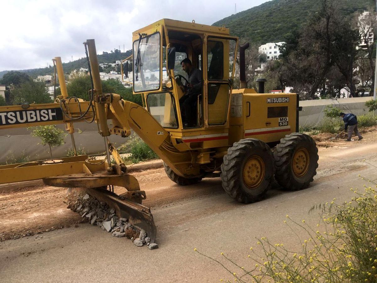 Torba Mahallesi\'nde asfaltlama çalışması yapılıyor