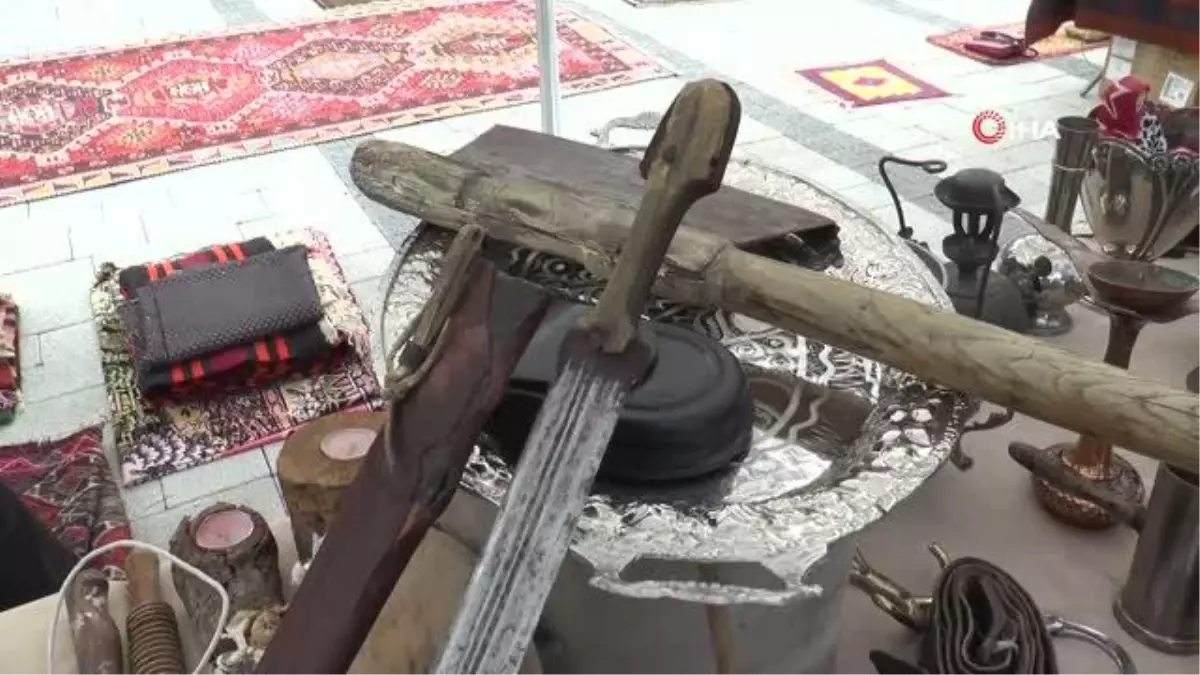 150 Yıllık Çerkez Kaması Talas Antika Pazarında Satışa Sunuldu