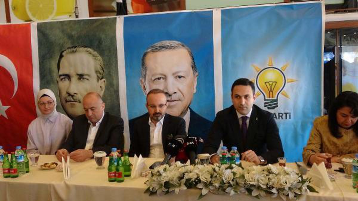 AK Parti\'li Turan: Alevi de Sünni de birbirinin yegane hamisidir