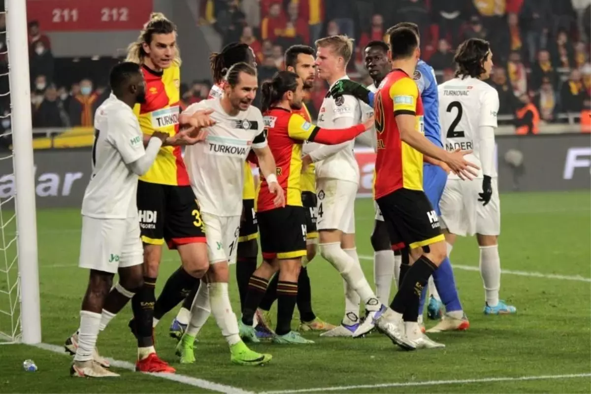 Altay ile Göztepe arasındaki 64. randevu