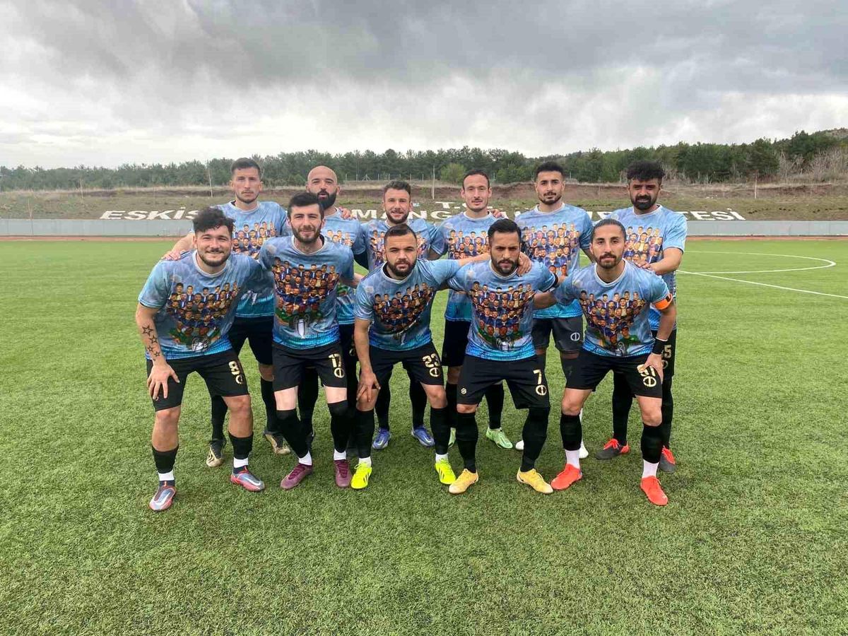 Anadolu Üniversitesi, Bölgesel Amatör Lig lideri olarak TFF 3. Lige yükseldi