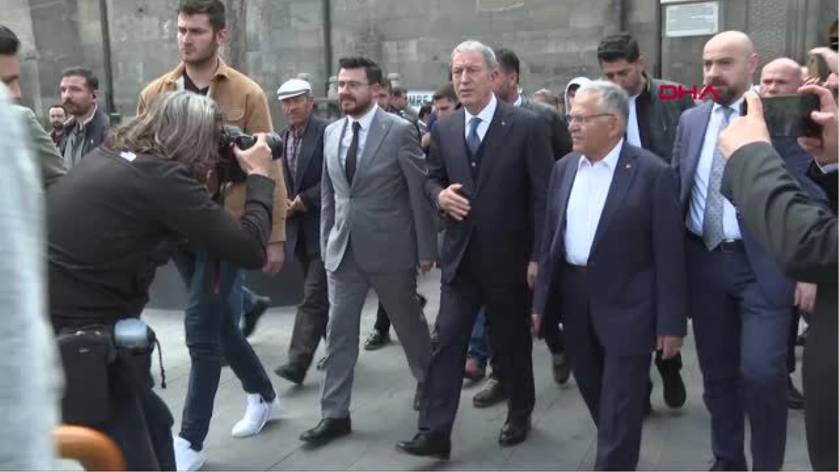 Milli Savunma Bakanı Hulusi Akar\'dan Irak\'taki Teröristlere İlişkin Açıklama