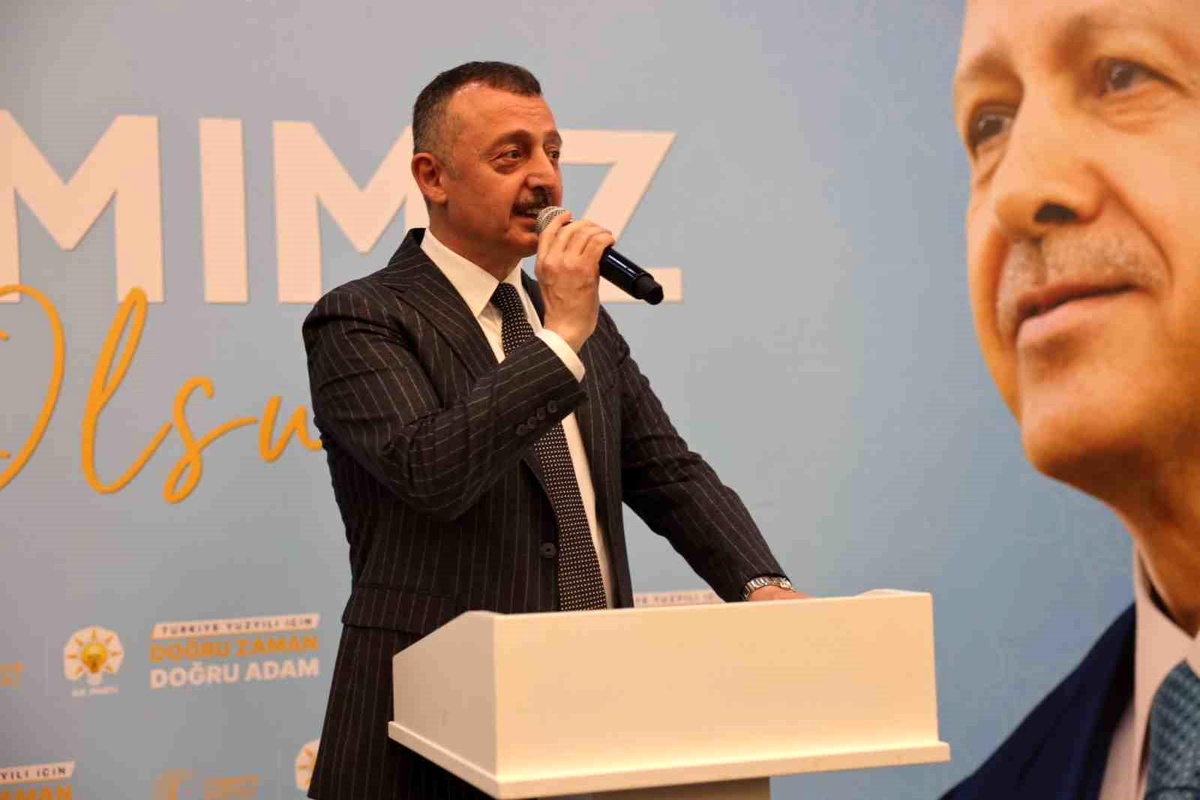 Başkan Büyükakın: "İlk turda yüzde 54 alacağız, Togg\'una iddiaya girmeye hazır mısınız"
