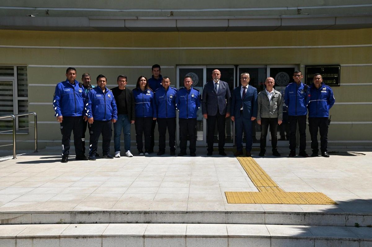 Manisa Büyükşehir Belediyesi Personeli Bayram Ziyaretleri Yaptı