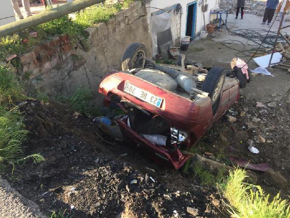 Elazığ-Bingöl kara yolunda kaza: 2\'si çocuk 5 kişi yaralandı