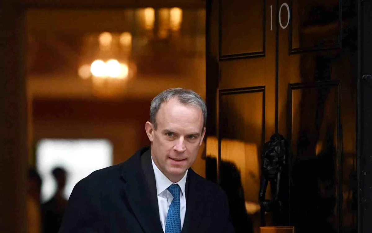 İngiltere Adalet Bakanı Dominic Raab, zorbalık iddiaları nedeniyle istifa etti