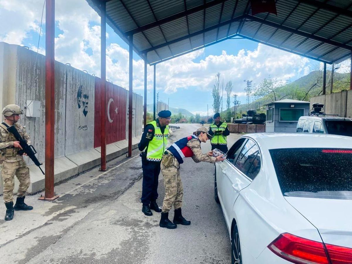 Bitlis İl Jandarma Komutanlığı Ramazan Bayramında Görev Başında