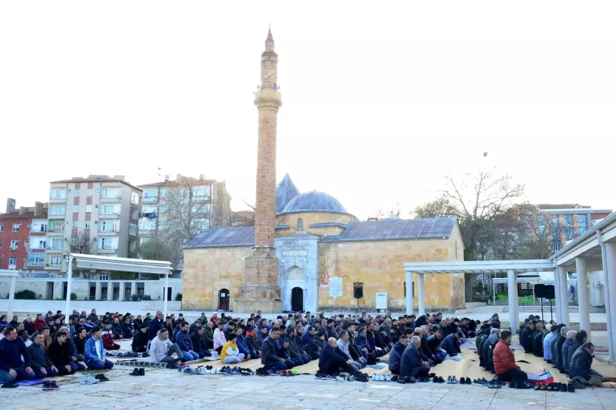 Kırşehir\'de Ahi Evran Külliyesinde Bayramlaşma Töreni Düzenlendi