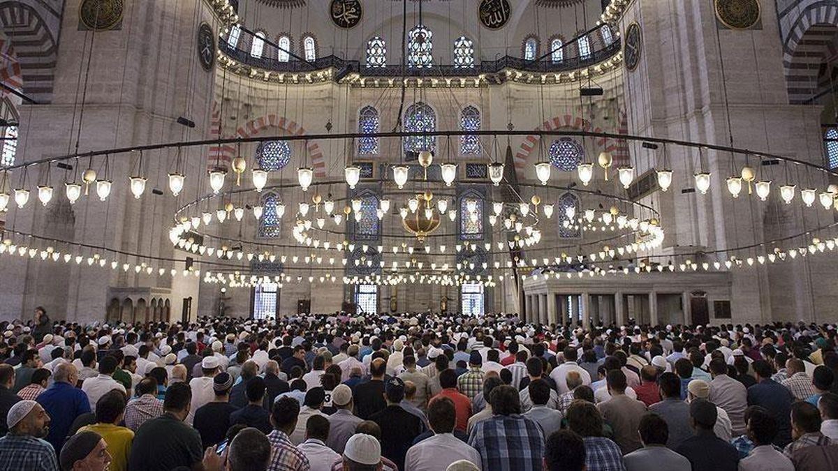 Malatya'da Bayram Namazı Saat Kaçta? Bayram Namazı Nasıl Kılınır?