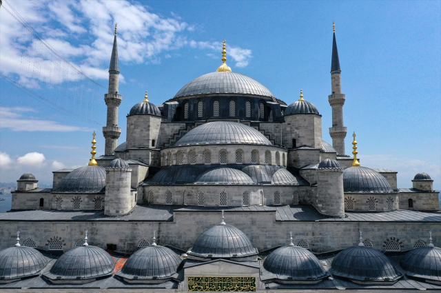 Restorasyonu tamamlandı, Sultanahmet Camii ibadete açılıyor