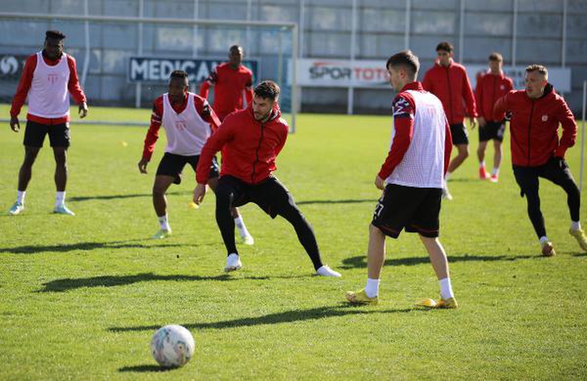 Sivasspor, Antalyaspor maçı hazırlıklarına başladı