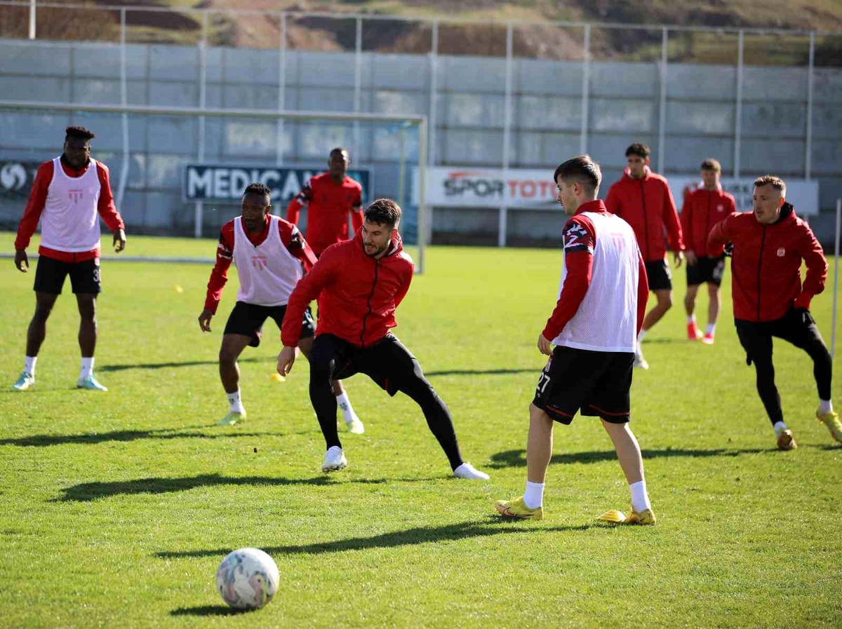 Sivasspor Antalyaspor maçı için hazırlıklarına başladı