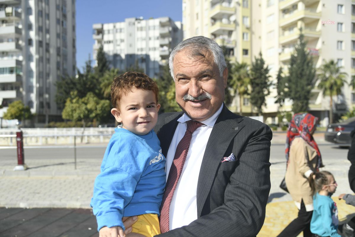 Adana Büyükşehir Belediye Başkanı Karalar\'dan 23 Nisan Mesajı