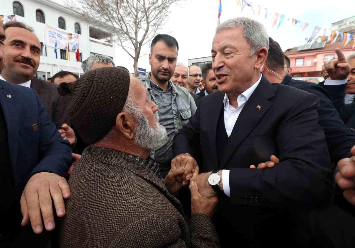 Bakan Akar, 4 günde etkisiz hale getirilen terörist sayısının 21 olduğunu açıkladı