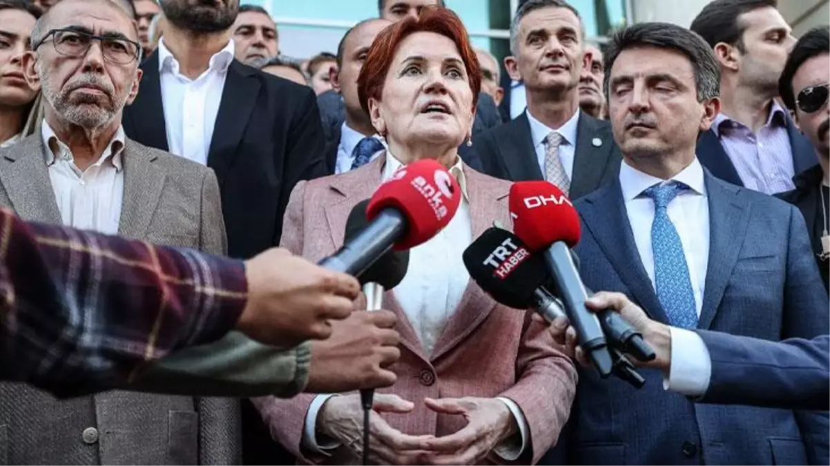 "Bu kimsenin bilmediği bir konu" diyen Akşener deprem bölgesindeki tehlikeye dikkat çekti