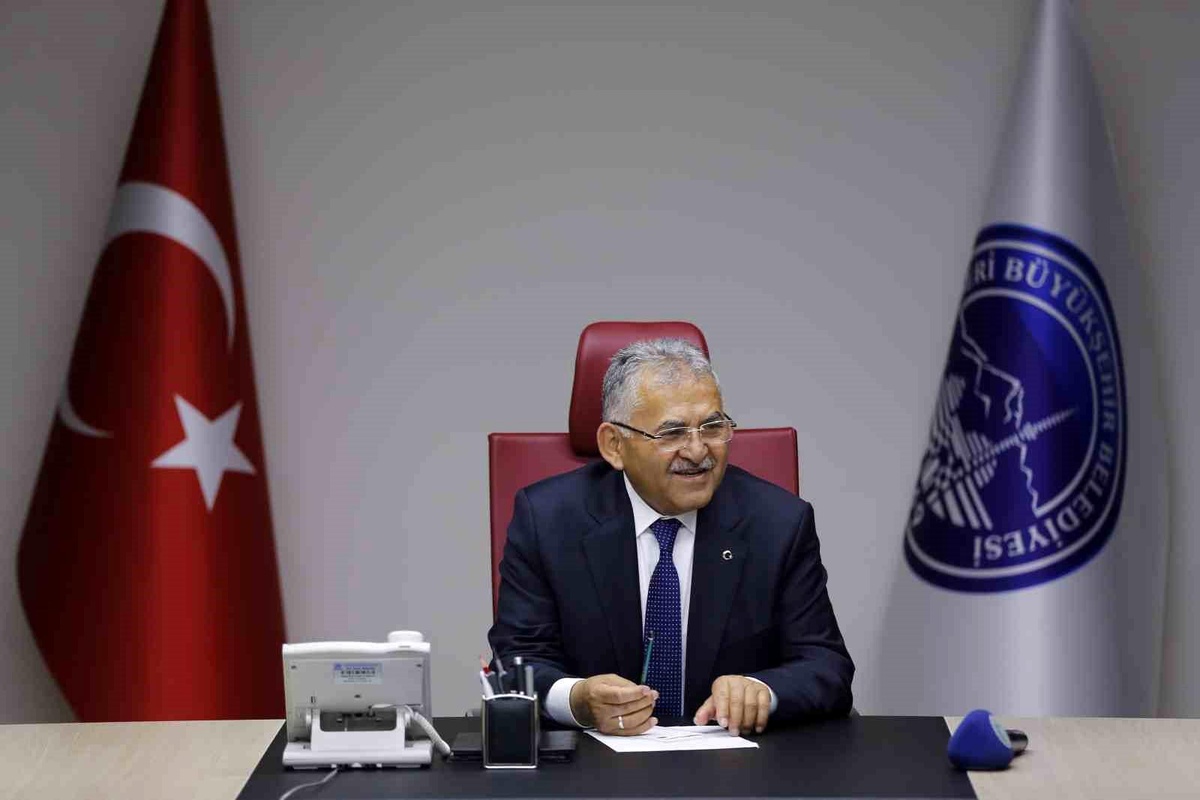 Büyükkılıç: "Geleceğimizin Teminatı, Göz Bebeğimiz Çocuklarımızın Bayramı Kutlu Olsun"