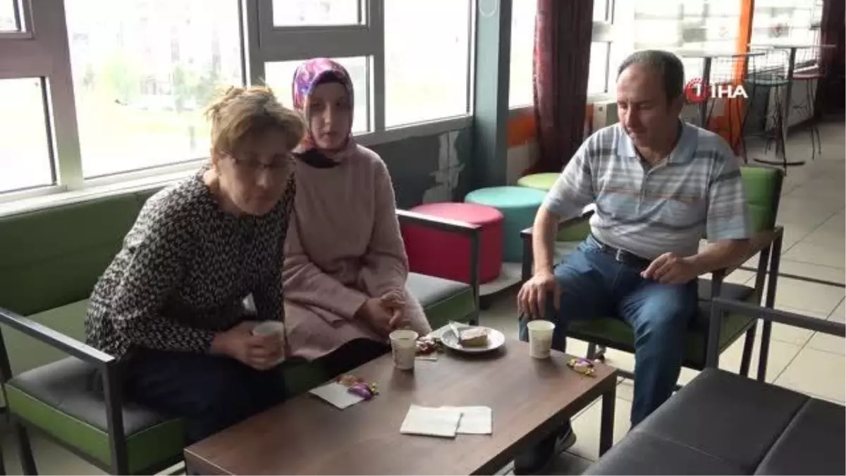 En buruk bayram... Depremde hayatını kaybeden öğrencilerinden bu bayram mesaj gelmedi