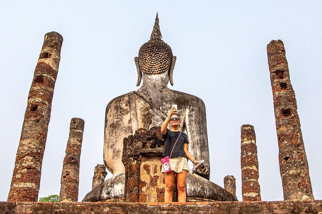 Tayland'daki Tarihi Sukhothai Kasabası Turizm İçin Odak Noktası Olmayı Sürdürüyor Tayland'daki Tarihi Sukhothai Kasabası Turizm İçin Odak Noktası Olmayı Sürdürüyor