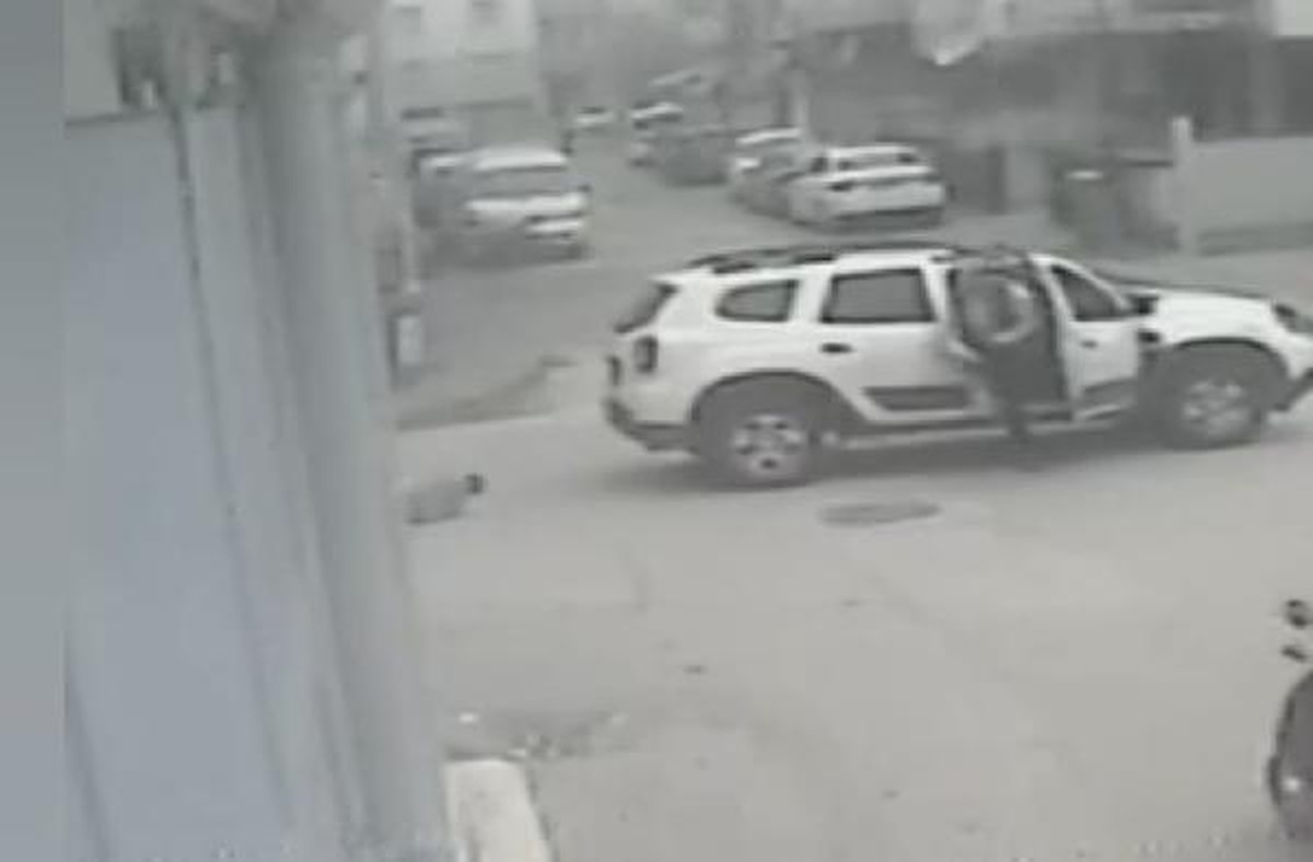 Bursa\'da cip çocuğa çarptı, kaza anı kamerada