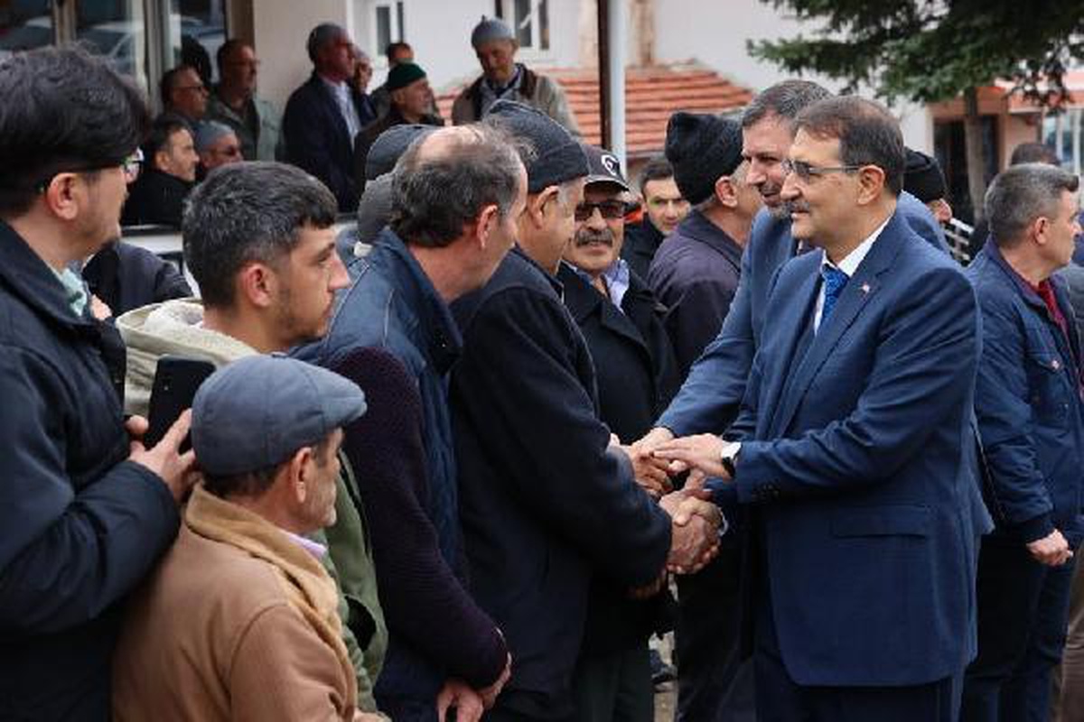 Karadeniz\'den çıkarılan doğal gaz tüm Türkiye\'de kullanılacak