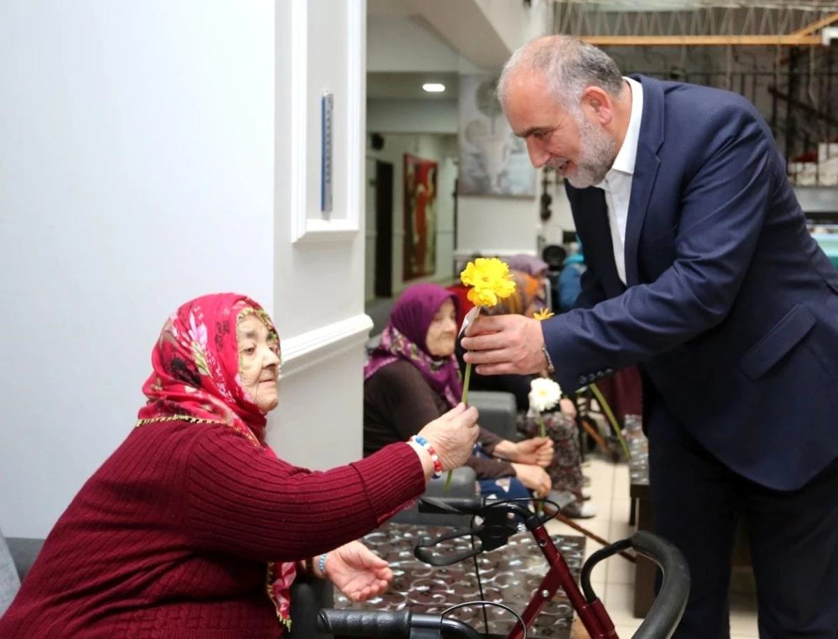 Samsun Canik Belediye Başkanı İbrahim Sandıkçı Huzurevi Sakinlerini Bayramda Ziyaret Etti