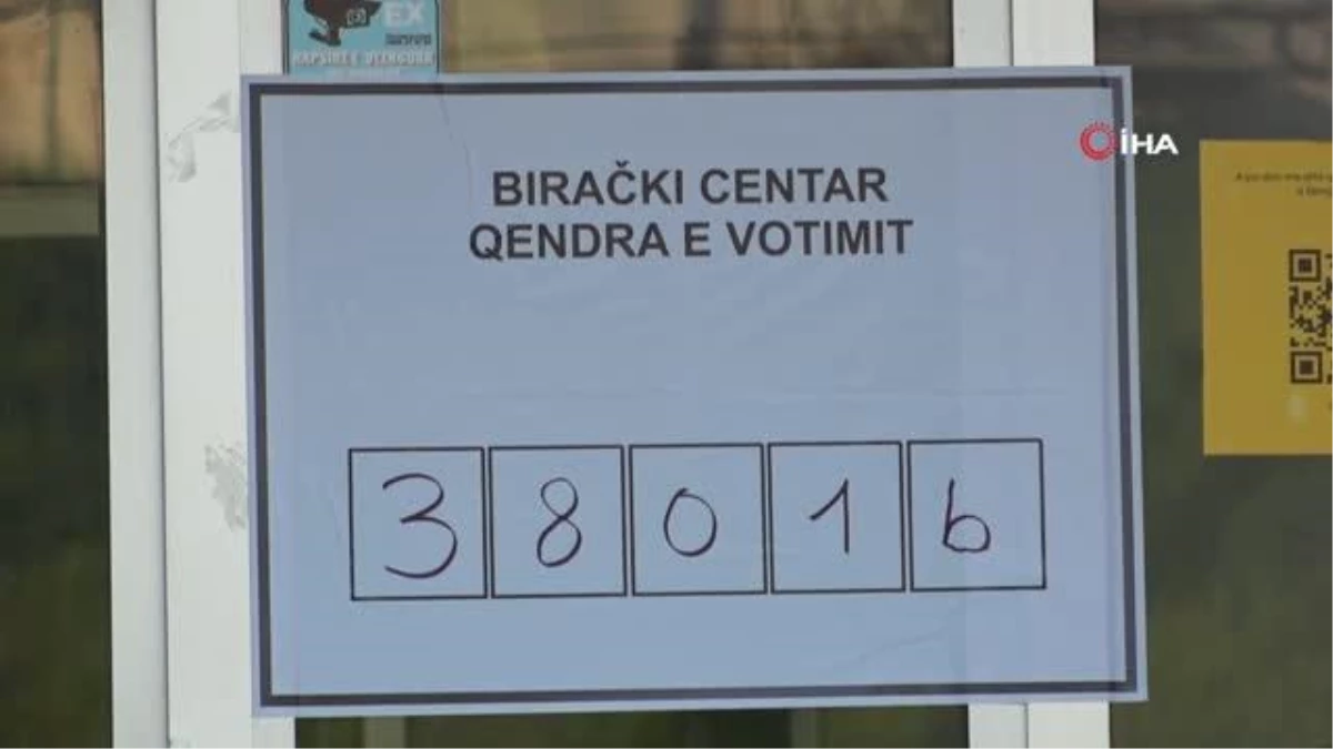 Kosova\'nın kuzeyindeki Sırplar, olağanüstü yerel seçimlerde sandık başında