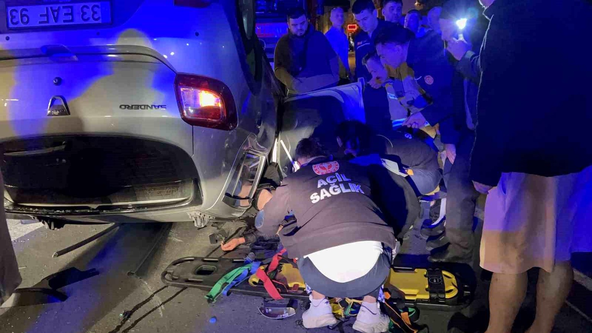 Maltepede araç takla attı: 3 araca çarptı, sürücü yaralandı