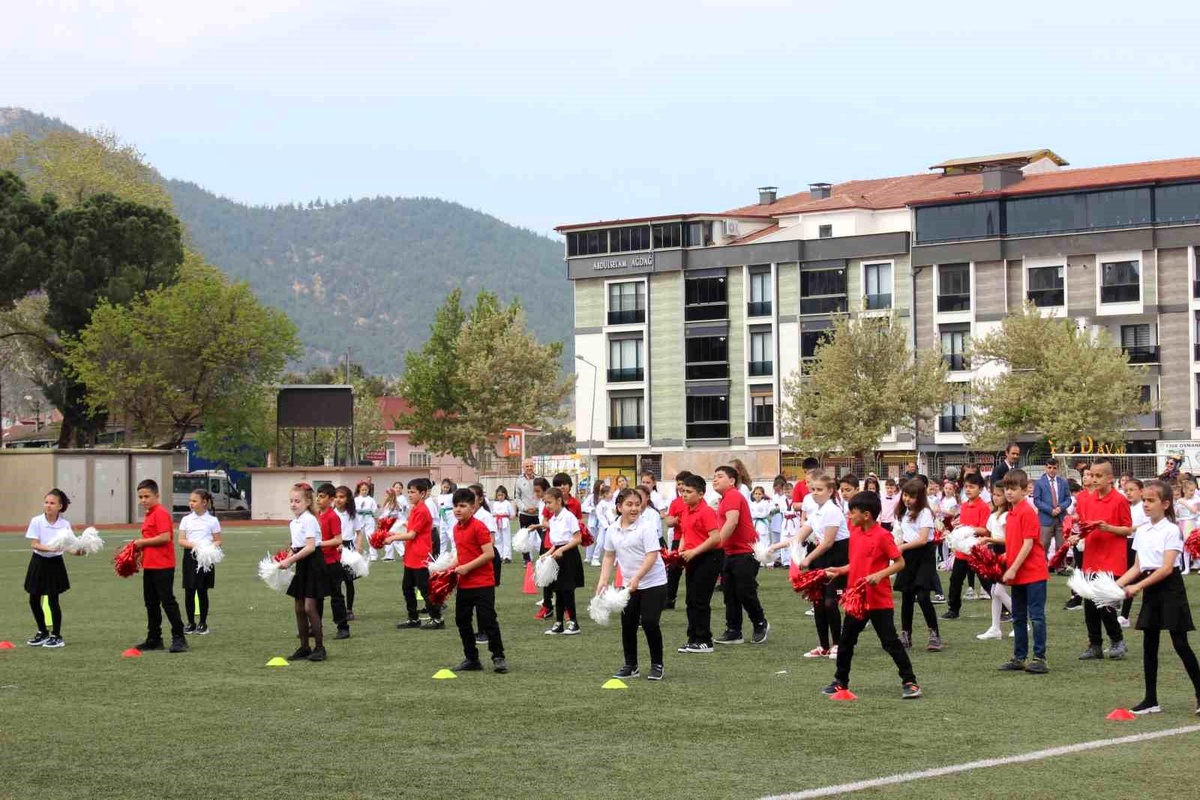 Bilecik\'te 23 Nisan Ulusal Egemenlik ve Çocuk Bayramı Kutlamaları